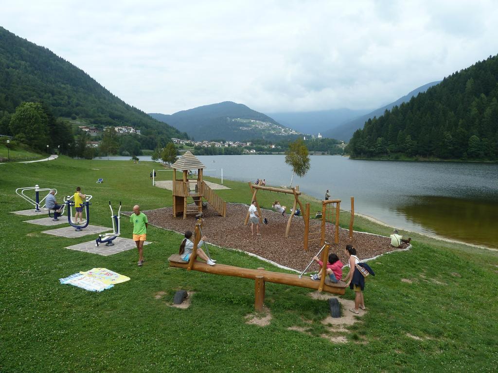 Hotel Pineta Baselga di Pinè Buitenkant foto