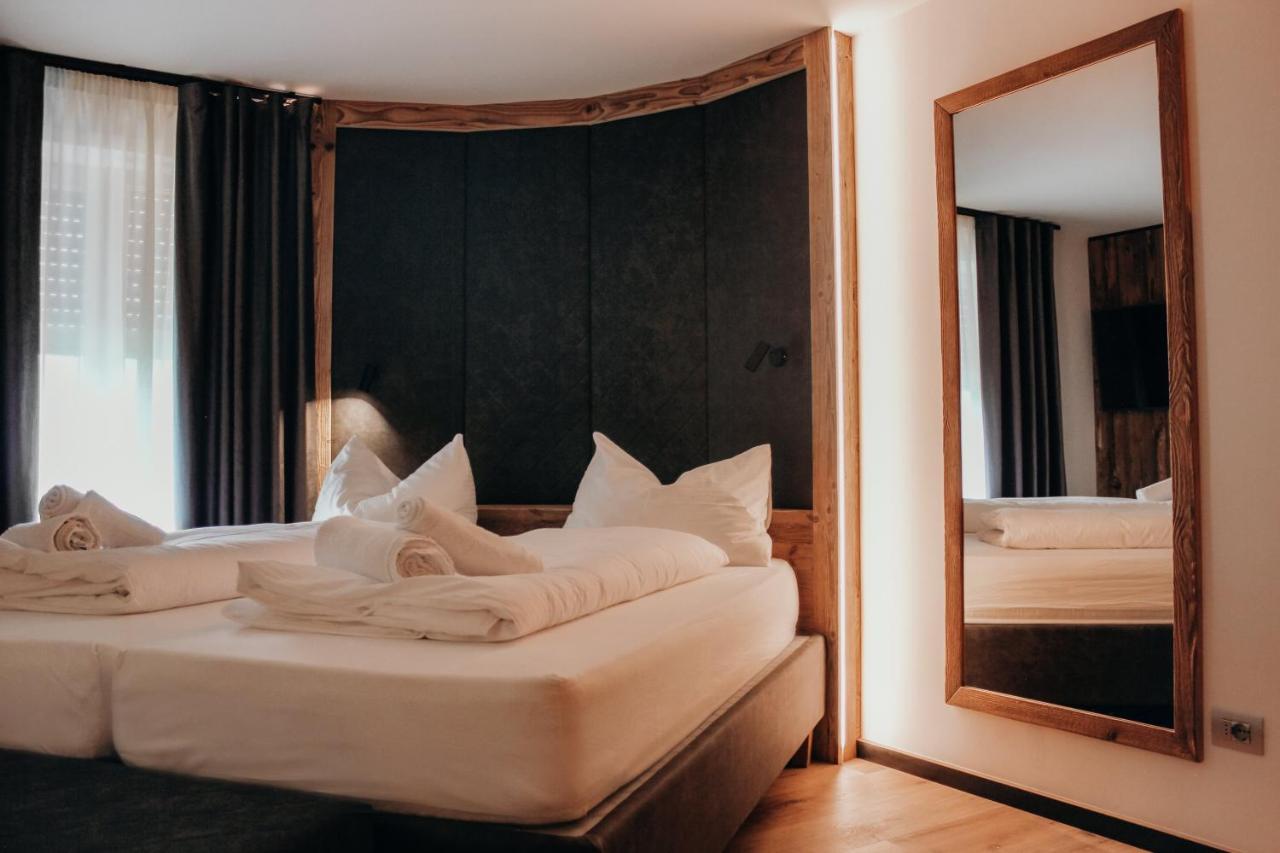 Hotel Pineta Baselga di Pinè Buitenkant foto
