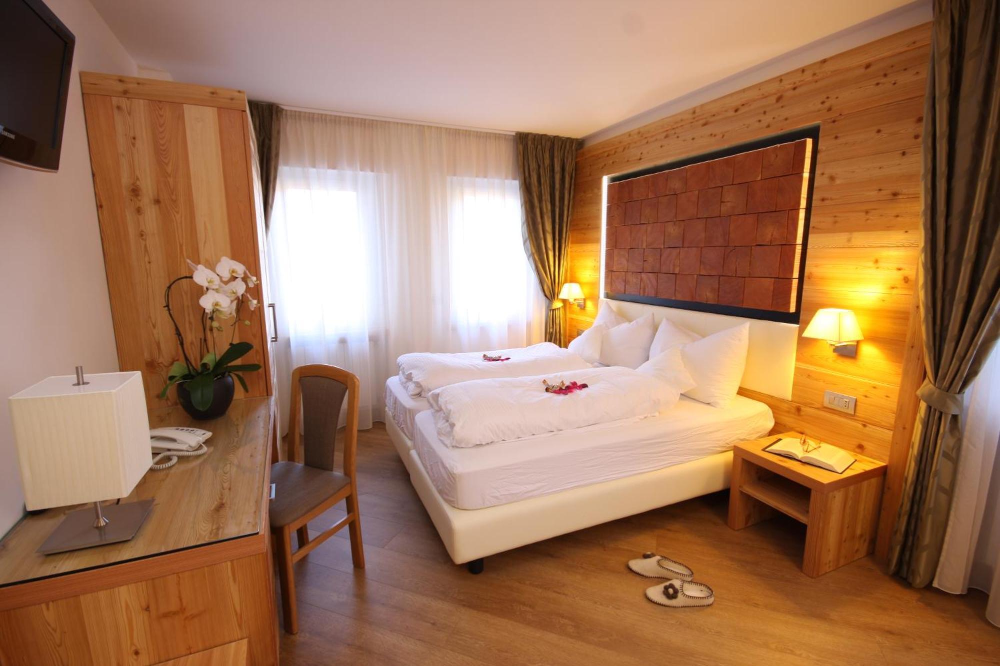 Hotel Pineta Baselga di Pinè Buitenkant foto