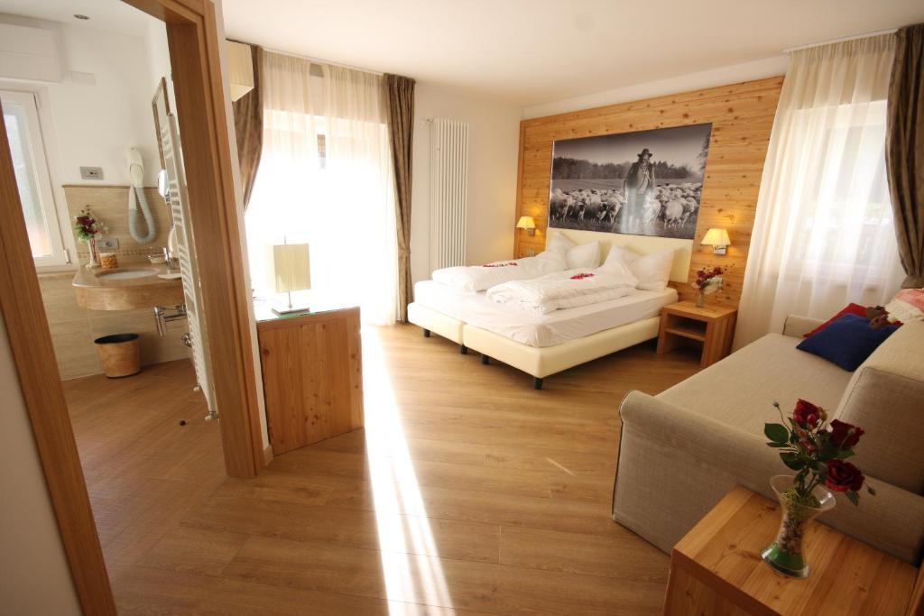 Hotel Pineta Baselga di Pinè Buitenkant foto